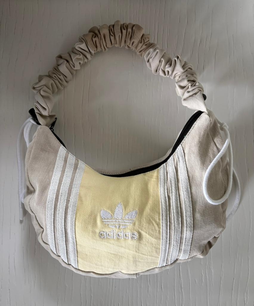 Adidas vintage stijl schoudertas, Ophalen of Verzenden, Nieuw, Geel, Schoudertasje