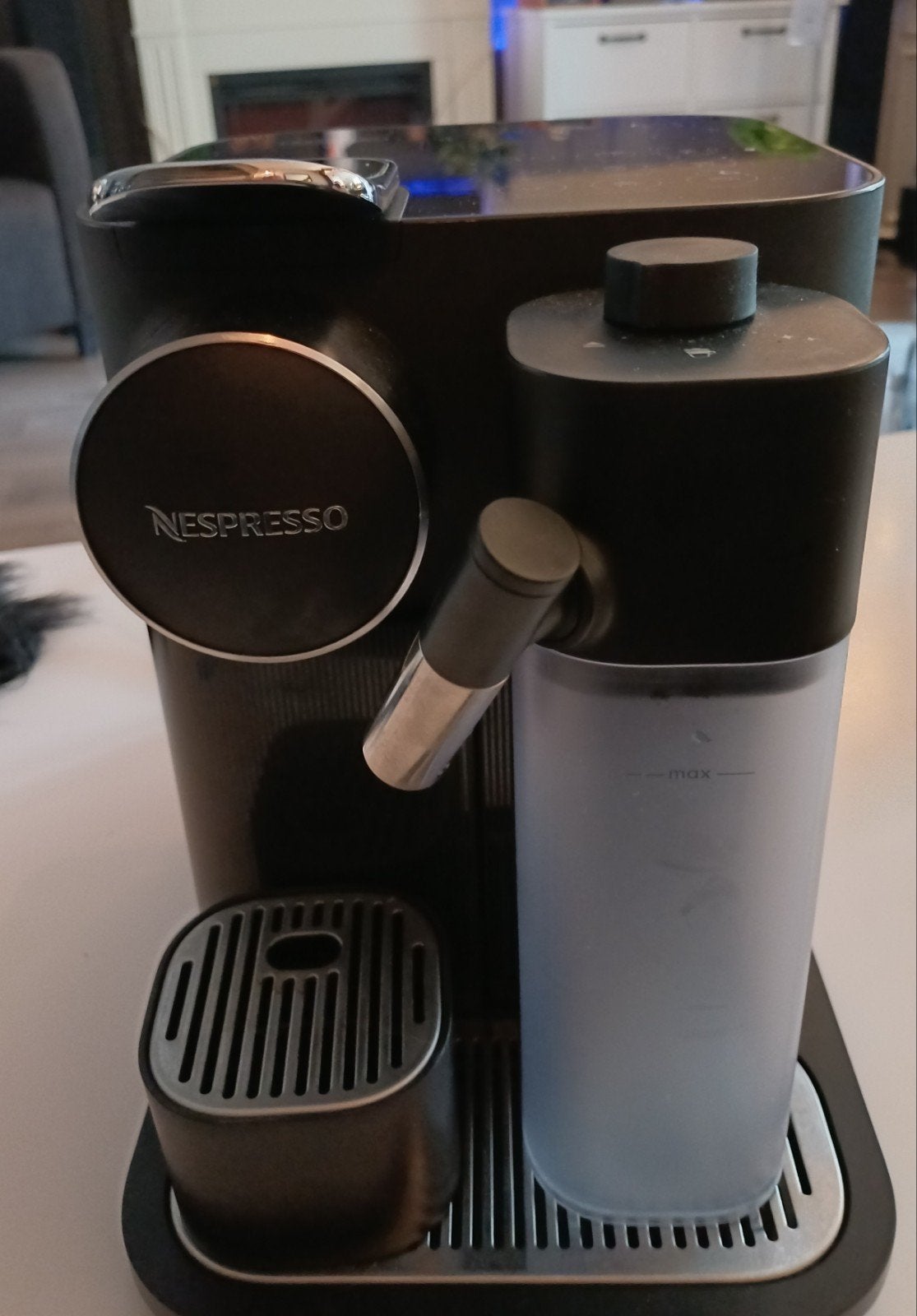delonghi nespresso koffie machine, Ophalen, Zo goed als nieuw, Koffiemachine, Overige typen