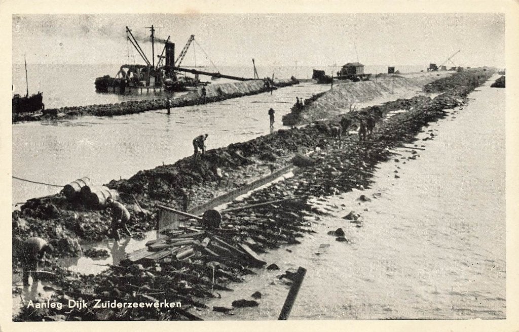 Aanleg Dijk Zuiderzeewerken, Ophalen of Verzenden, 1940 tot 1960, Ongelopen, Gelderland