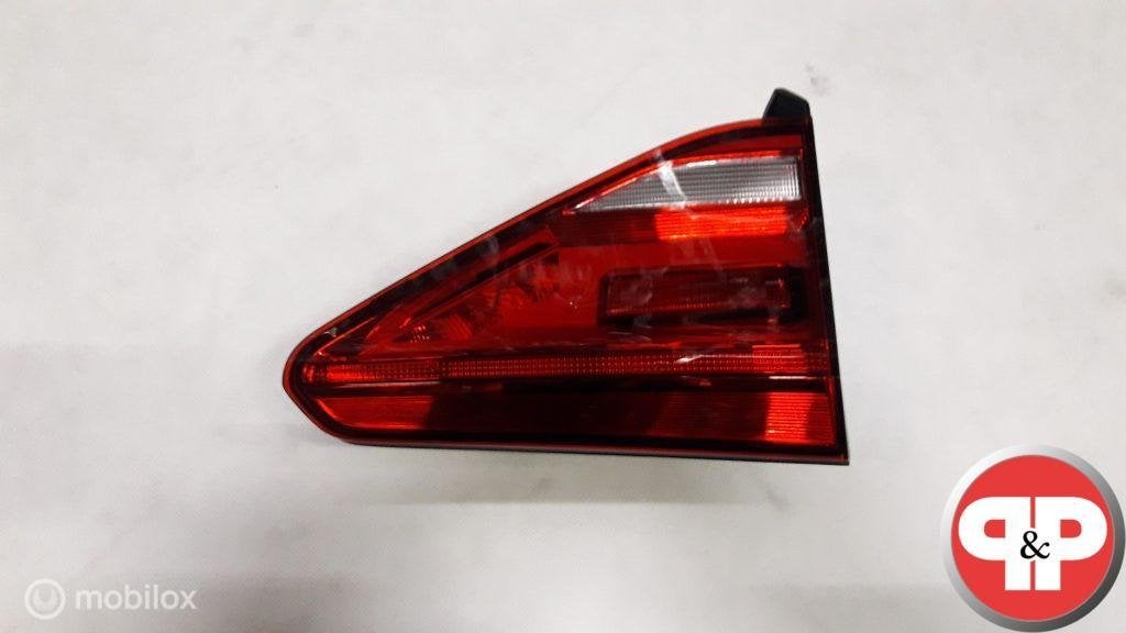 VW Touran 5TA Achterlicht Links Binnen 5TA945093