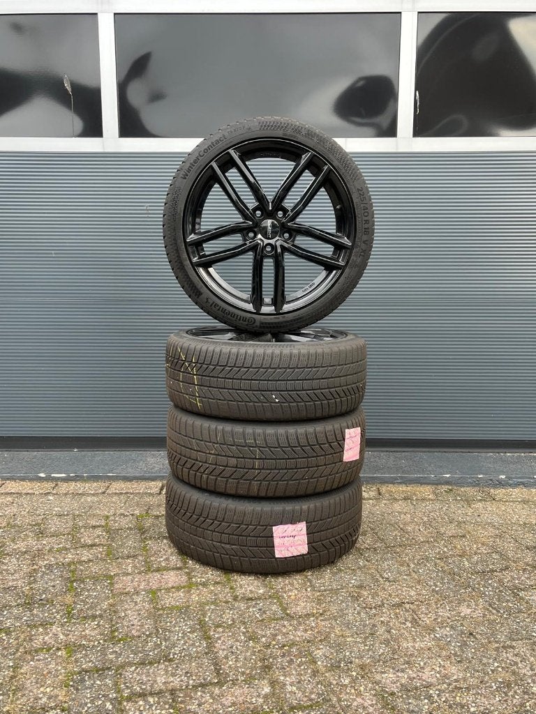Seat/Volkswagen velgen+winterbanden set, Ophalen, 18 inch, Gebruikt, Banden en Velgen