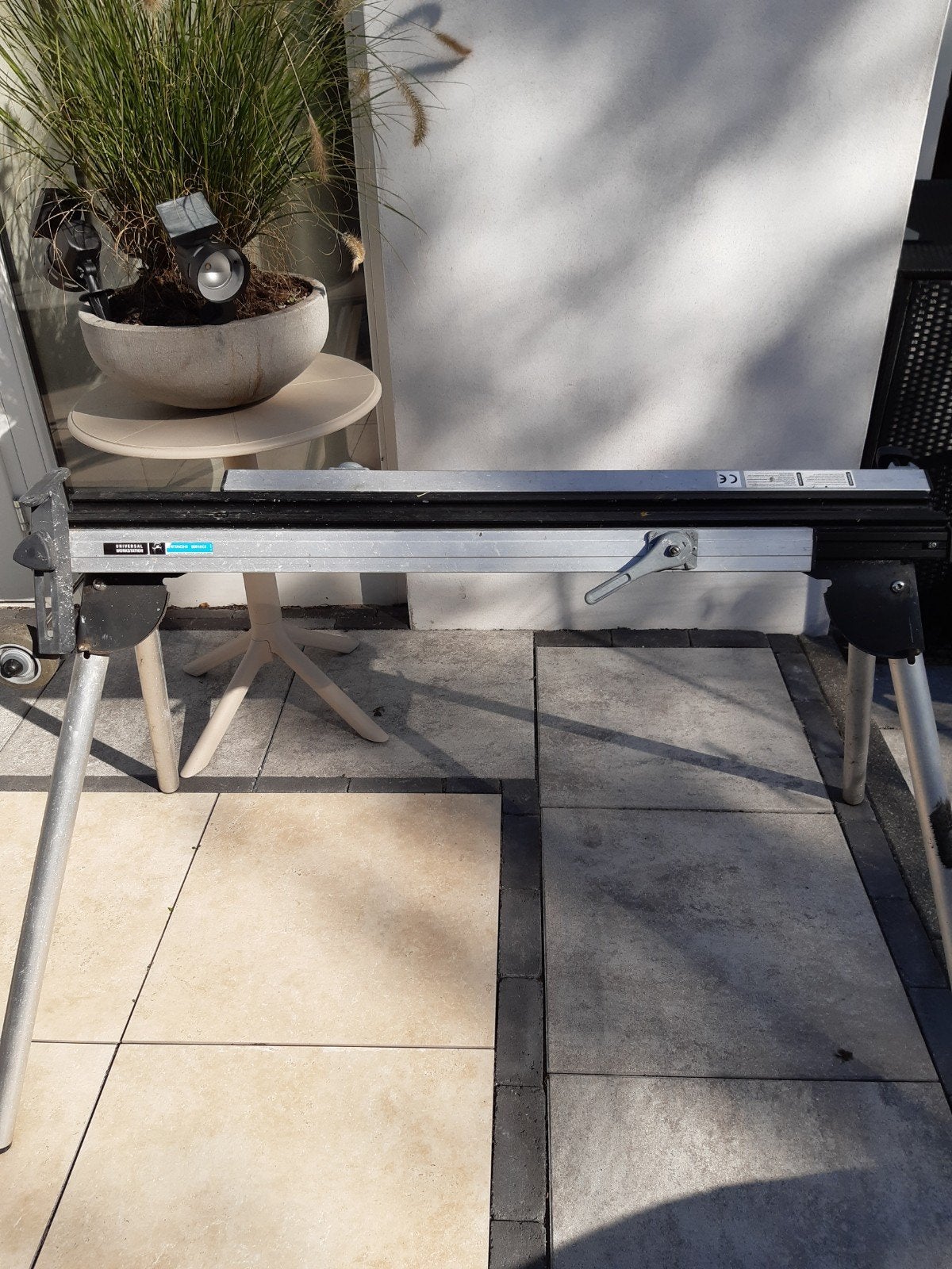 Hitachi Universele Werkbank UU610CZ - Inklapbaar