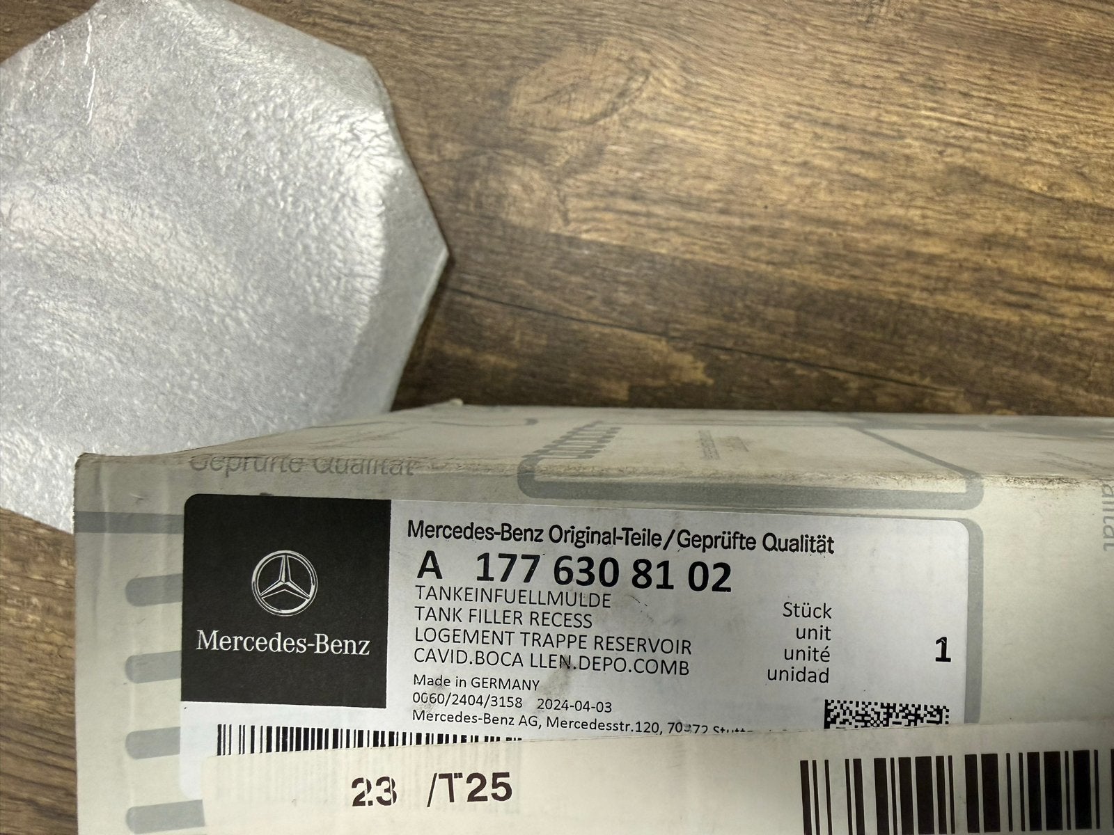 Mercedes-Benz Tankvulopening A1776308102 Nieuw, Ophalen of Verzenden, Nieuw, Mercedes-Benz