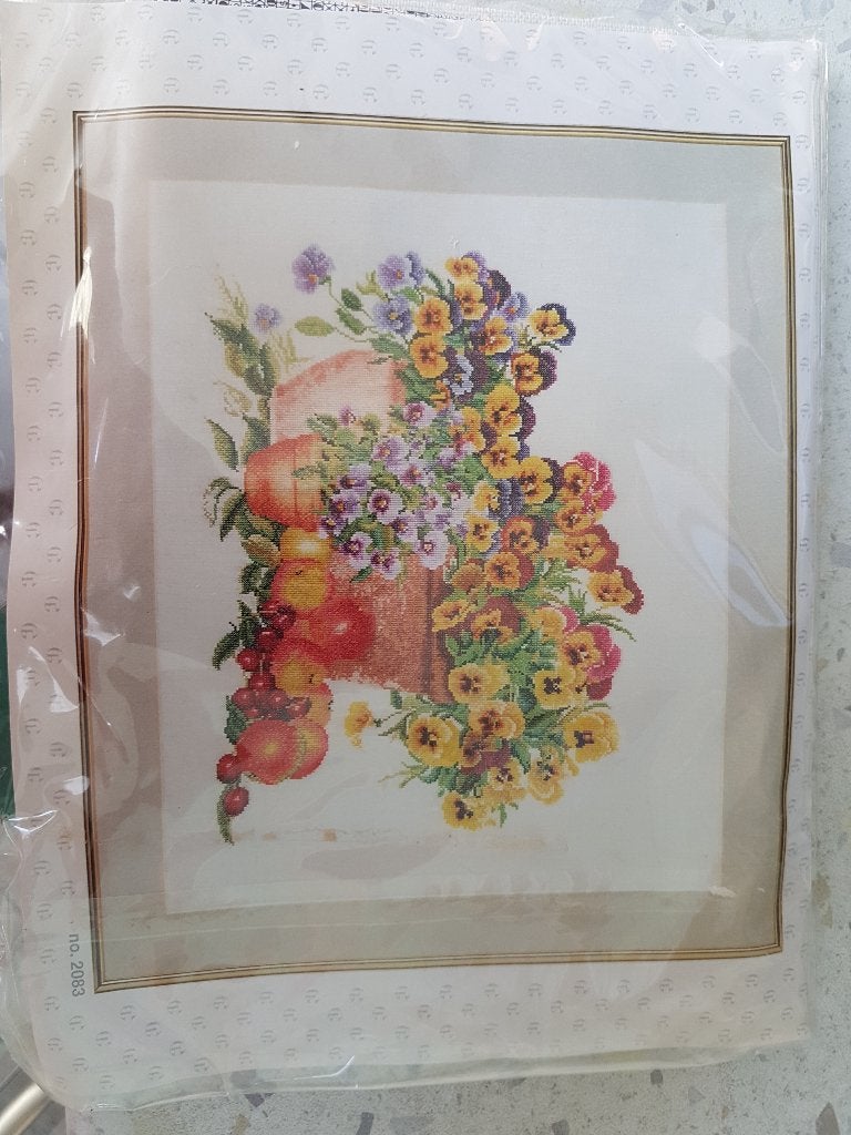 violen, Ophalen of Verzenden, Nieuw, Handborduren, Borduurpakket