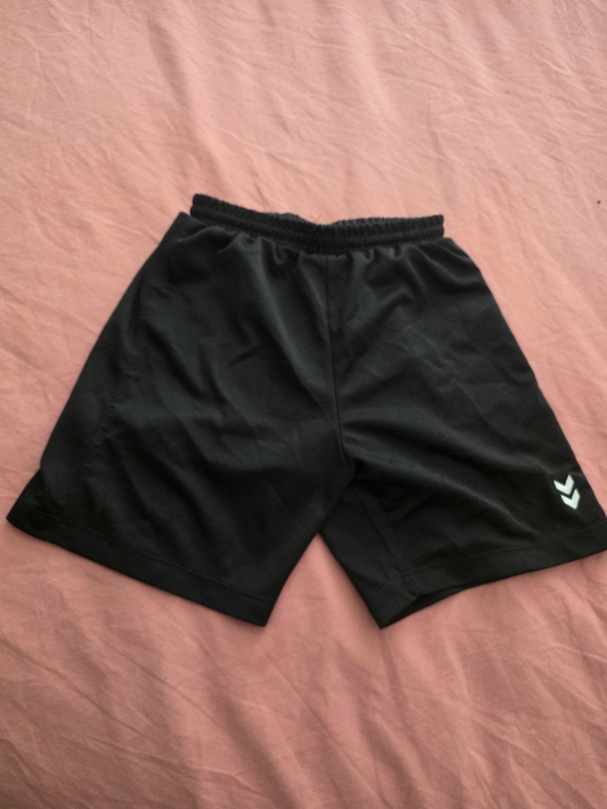 Hummel korte voetbalbroek maat 140, Ophalen, Gebruikt, Jongen of Meisje, Sport- of Zwemkleding
