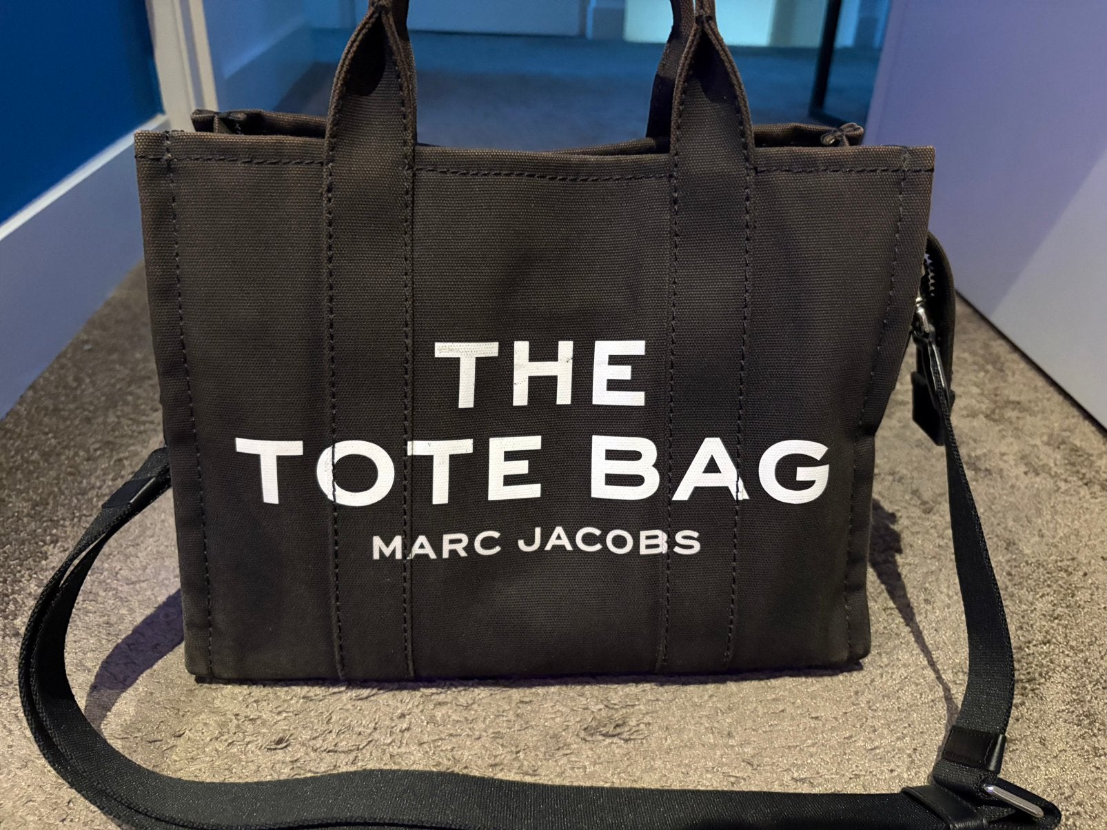Officele Marc Jacobs The Tote Bag met rits, Ophalen of Verzenden, Gebruikt, Zwart, Overige merken