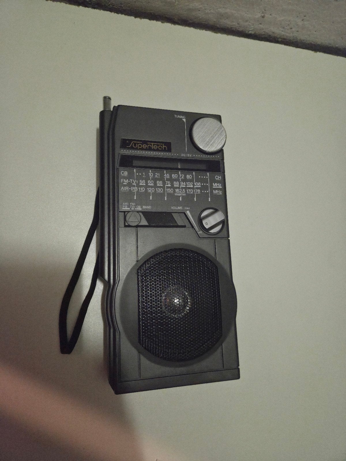 Supertech FM Handradio - Multiband Ontvanger op Batterij, Ophalen of Verzenden