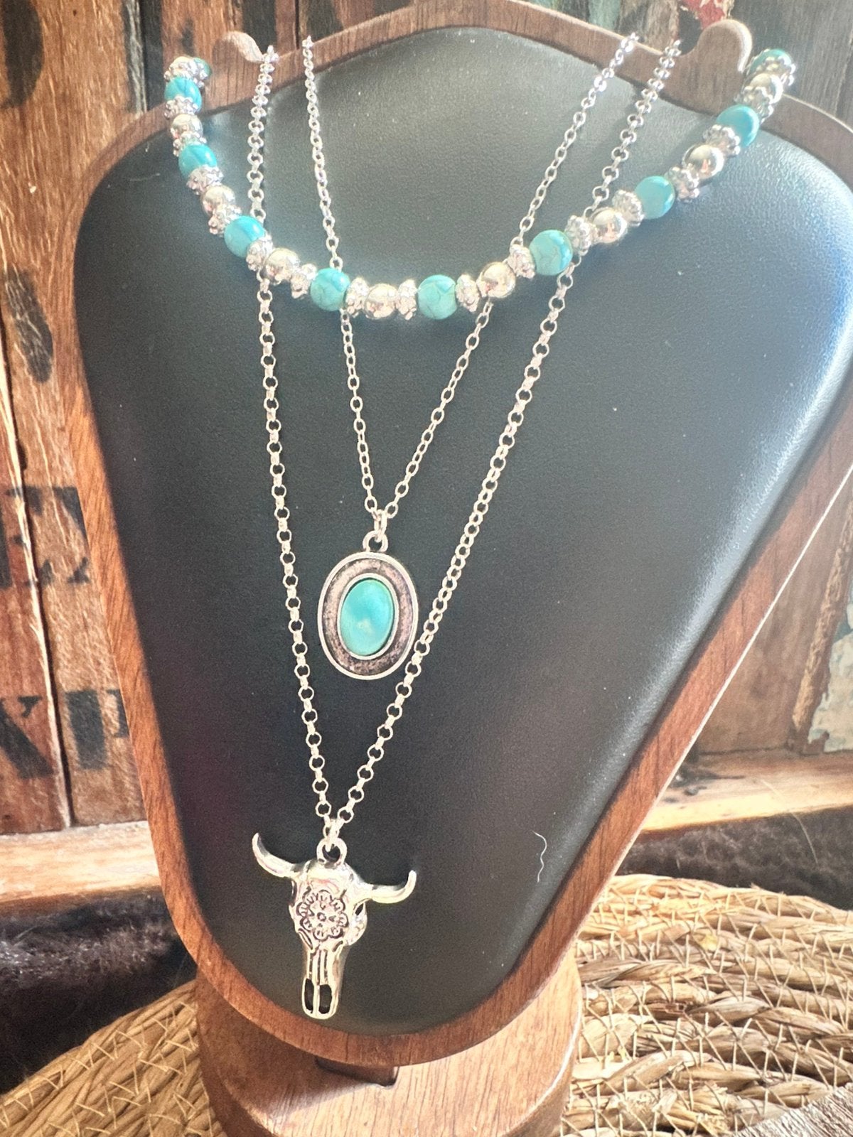 Bohemian Western 3-Laagse Ketting / Turquoise & Bull Skull, Ophalen of Verzenden, Nieuw, Blauw, Overige materialen