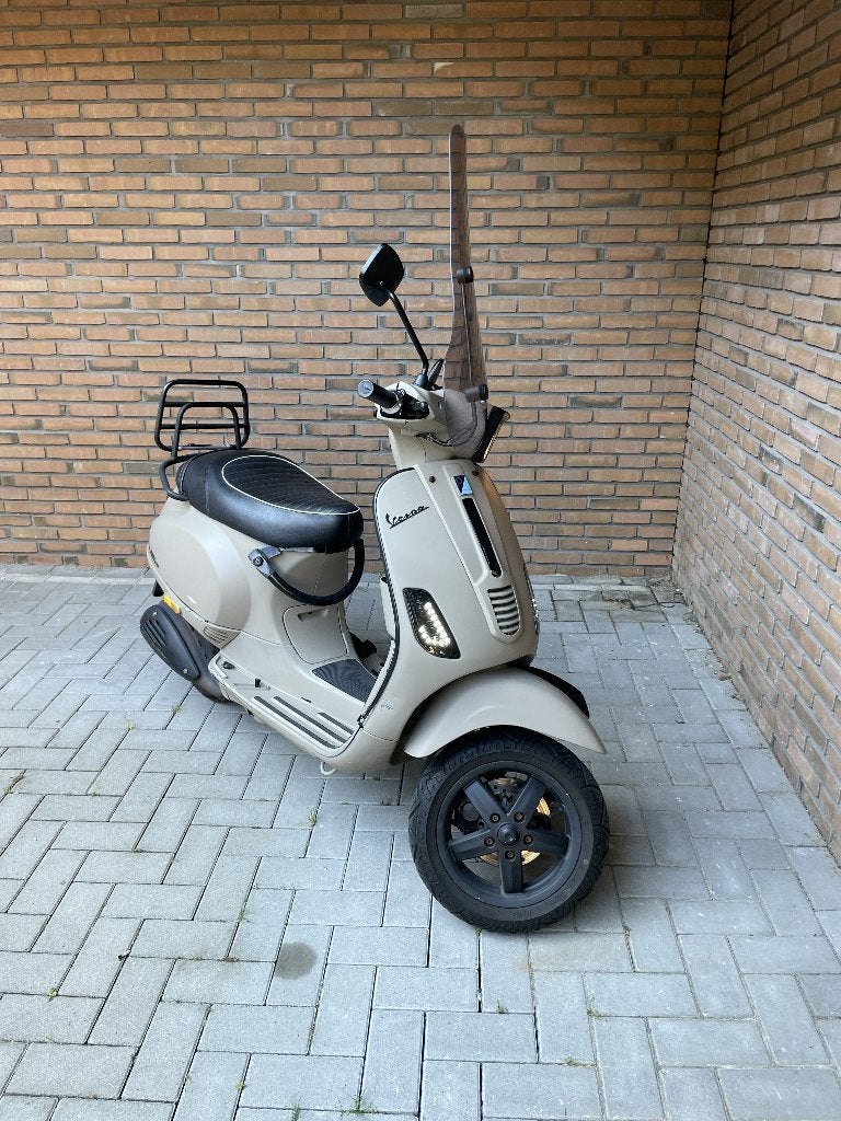 Vespa S 50cc 4T snor met schade, Fietsen en Brommers, Scooters | Vespa, Ophalen, Gebruikt, Vespa S, Benzine