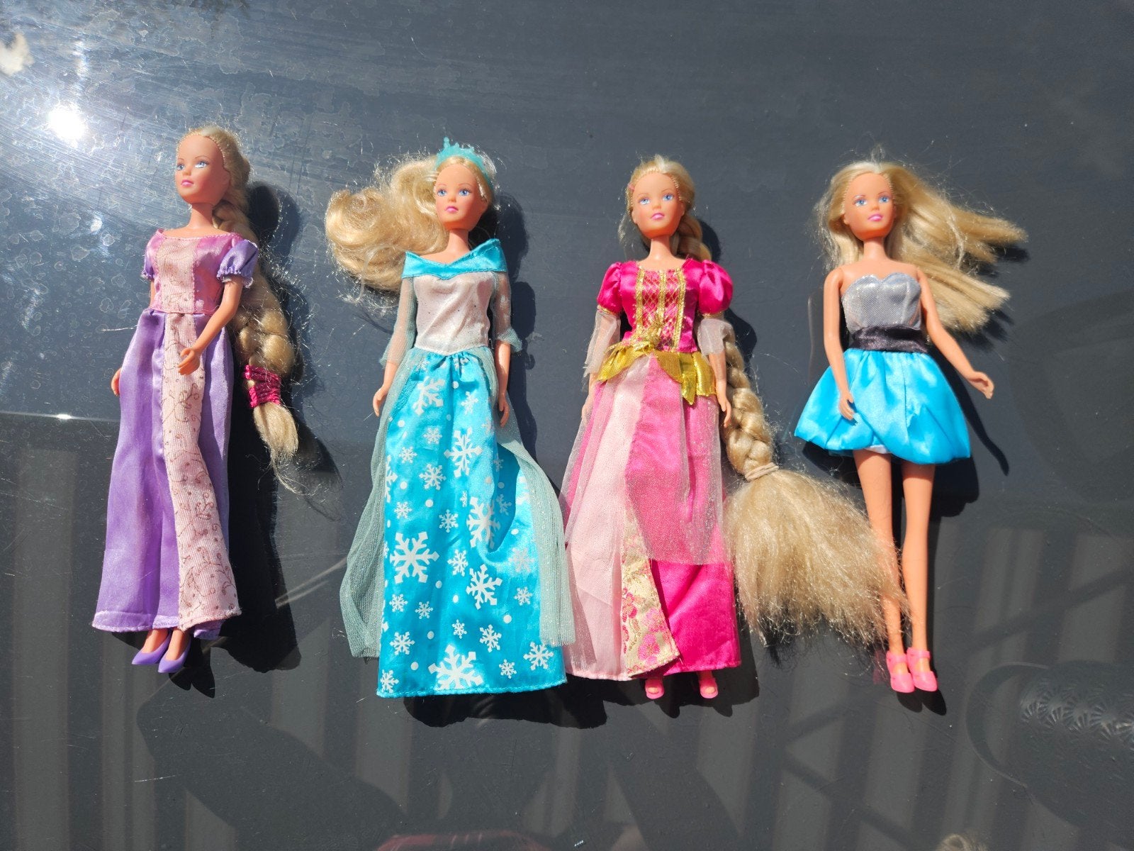 4 Simba Toys poppen met jurken en blond haar, Verzamelen, Poppen, Ophalen of Verzenden, Gebruikt, Pop