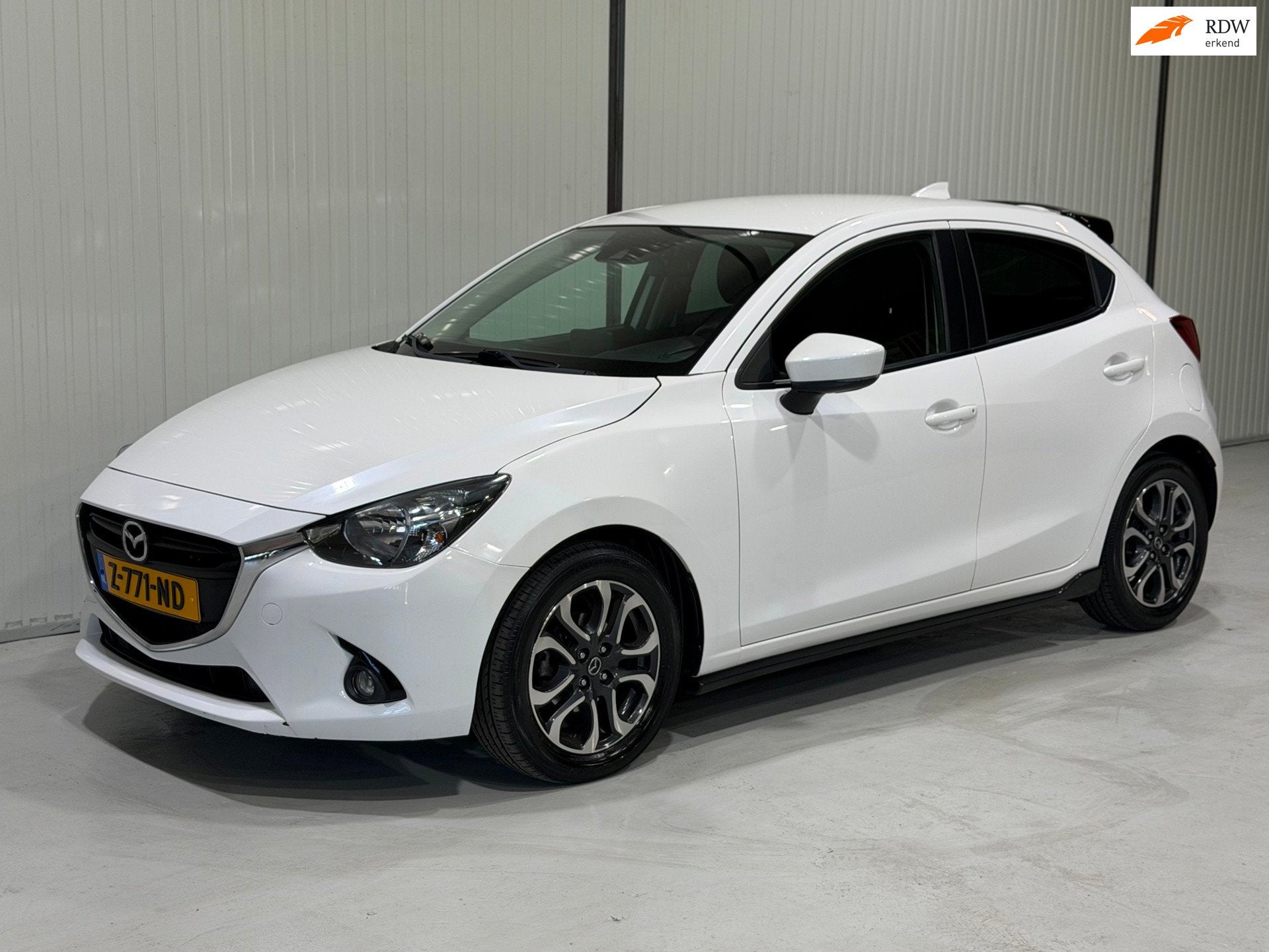 Mazda 2 1.5 Skyactiv-G TS - NAVI - CLIMA - PDC - NETTE STAAT, Auto's, Voorwielaandrijving, Gebruikt, Euro 6, 4 cilinders