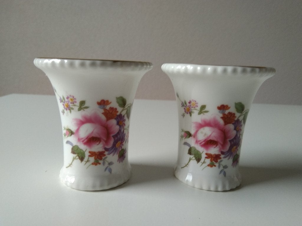 Royal Crown Derby Posies 2 trompetvaasjes met bloemen, Antiek en Kunst, Antiek | Porselein, Ophalen of Verzenden