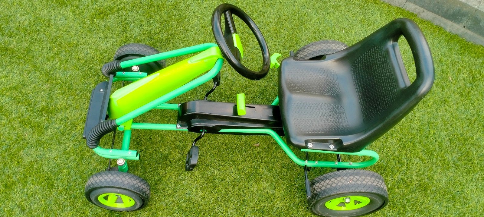 Groene skelter voor kinderen., Ophalen of Verzenden, Gebruikt, Trapvoertuig
