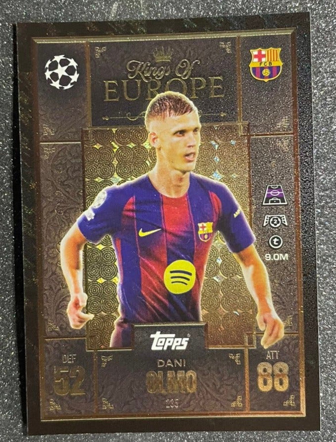 Topps MA EXTRA 25/26   KINGS OF EUROPE   OLMO   FC BARCELONA, Verzenden, Zo goed als nieuw, Plaatje