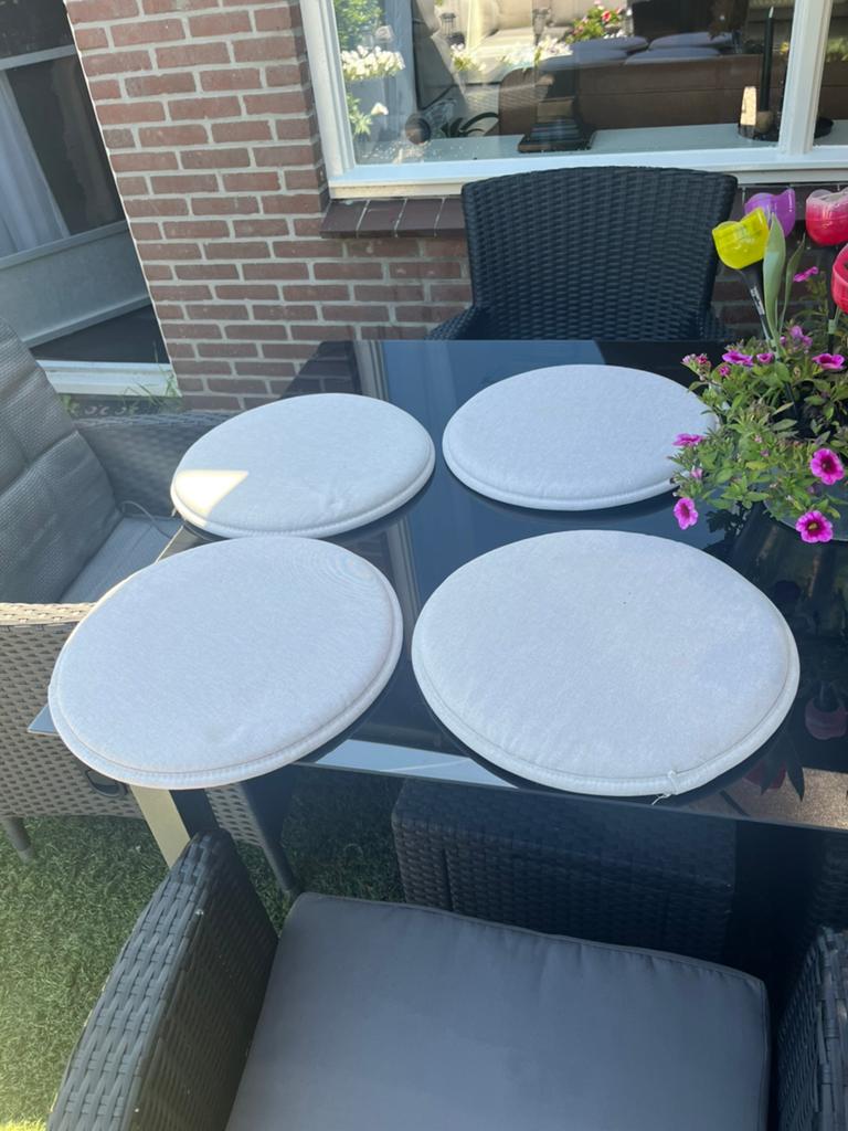 Ronde tuinkussentjes voor bv bistro stoeltje, Ophalen of Verzenden, Zo goed als nieuw, Stoel, Overige materialen