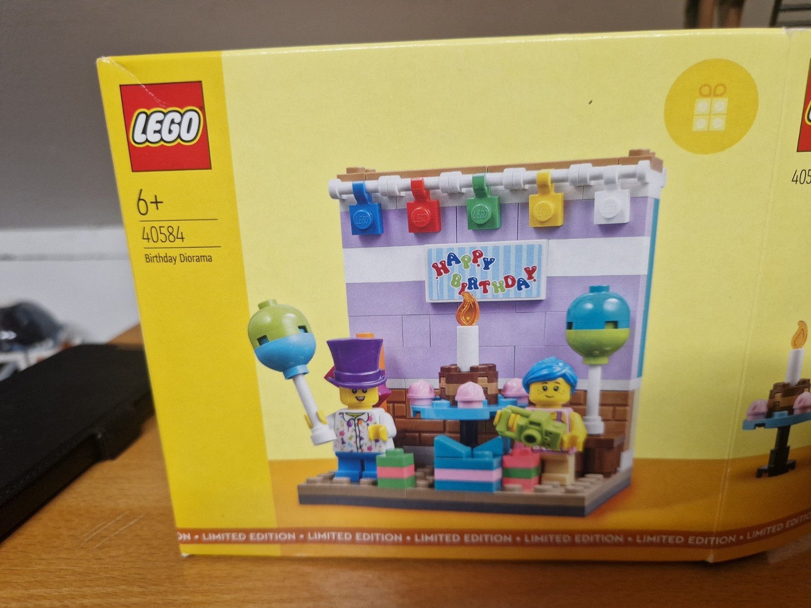 Lego 40584 Verjaardagsdiorama - Limited Edition, Inclusief minifiguren, Overige thema's, Lego, Nieuw
