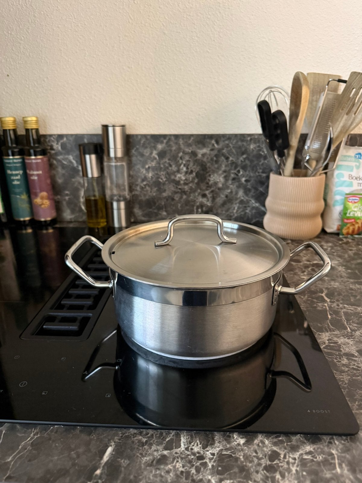 Stainless steel kookpan met deksel, Ophalen of Verzenden, Zo goed als nieuw, Rvs, Kookpan of Snelkookpan