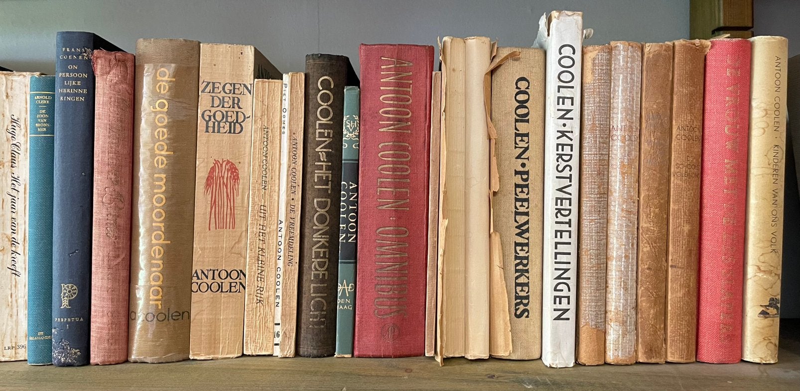 Oude boeken van Antoon Coolen Diverse titels., Ophalen of Verzenden, Gelezen