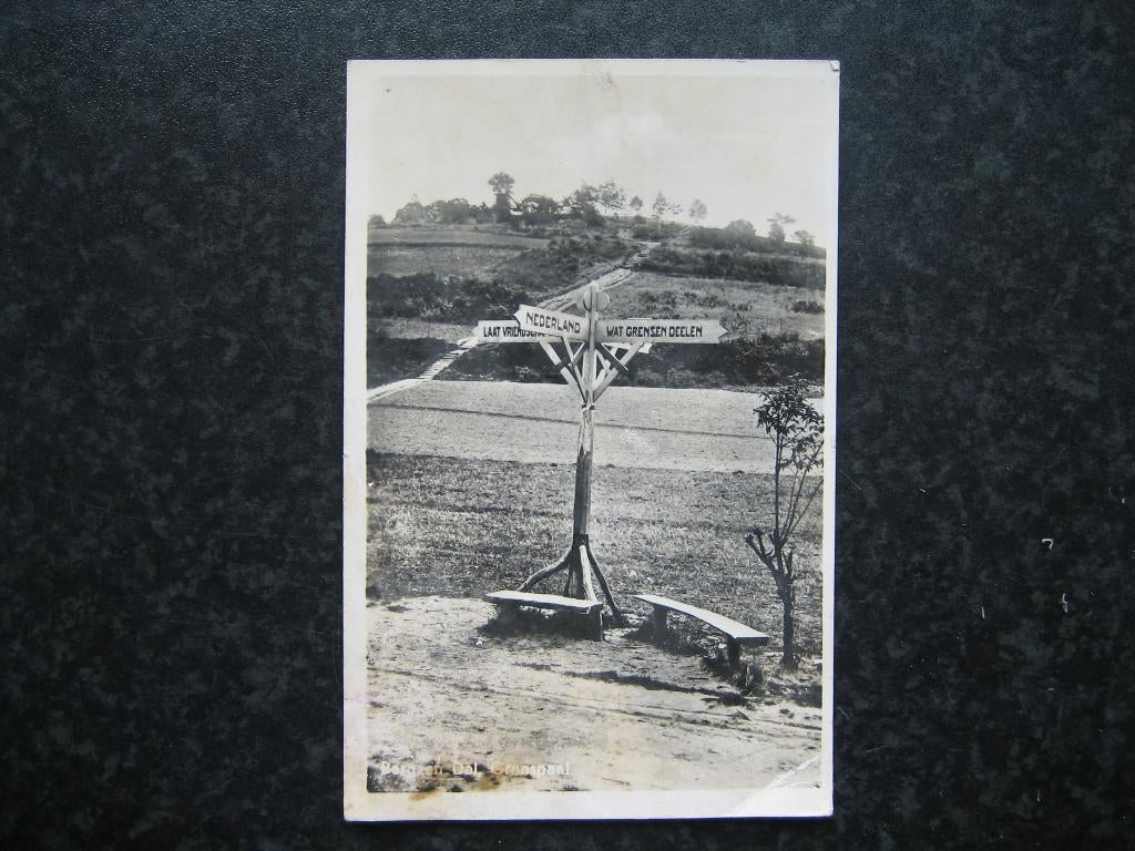 BERG EN DAL  Grenspaal A JosPe 1963, Ophalen of Verzenden, 1960 tot 1980, Gelderland