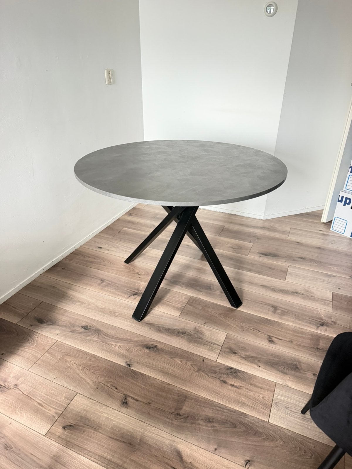 Ronde eettafel, Huis en Inrichting, Ophalen, 100 tot 150 cm, Rond, Zo goed als nieuw