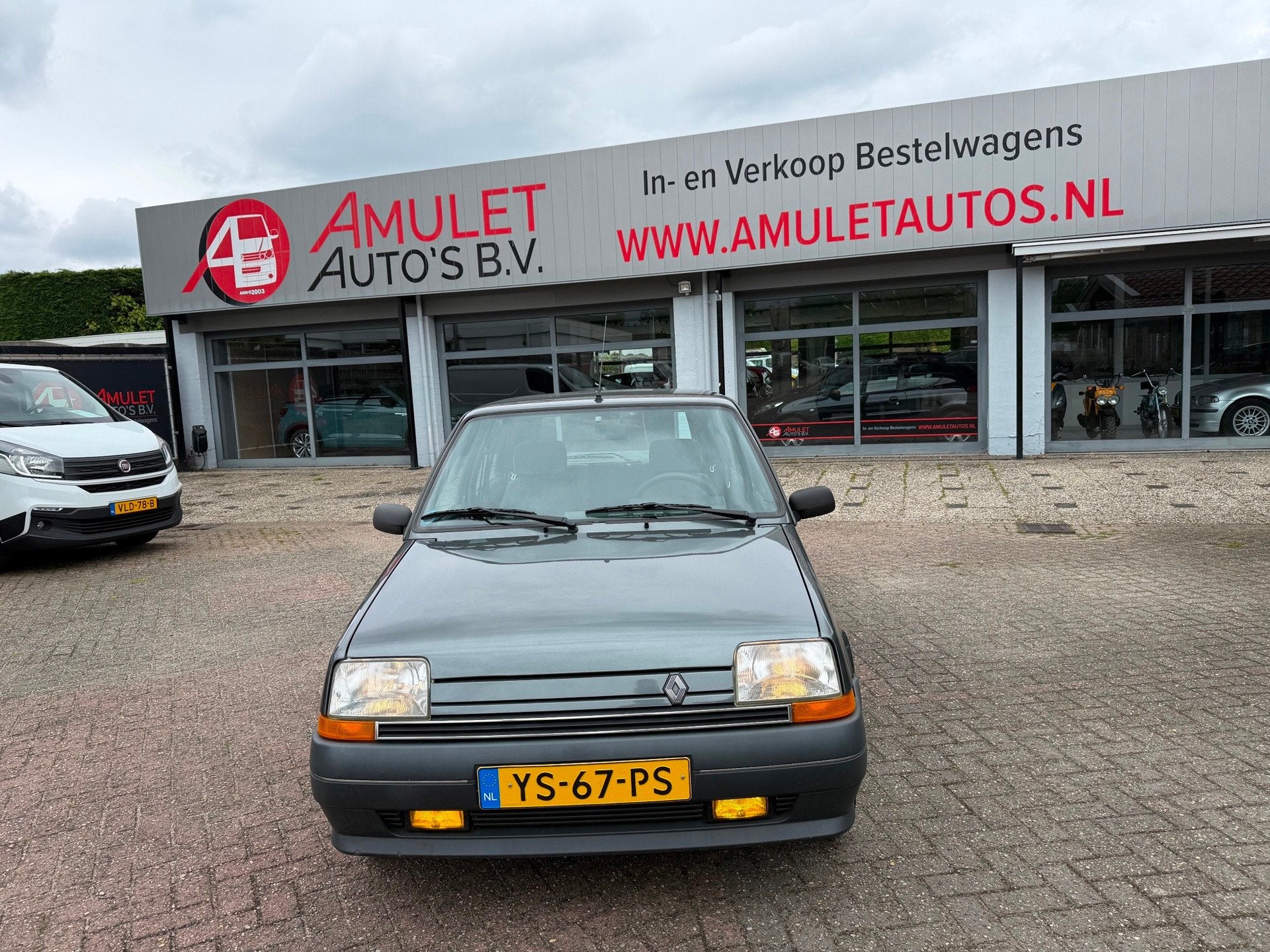 Renault 5 45.300KM,5-DRSAUTOMAAT,STUURBEKR., Stof, Gebruikt, 4 cilinders, Origineel Nederlands