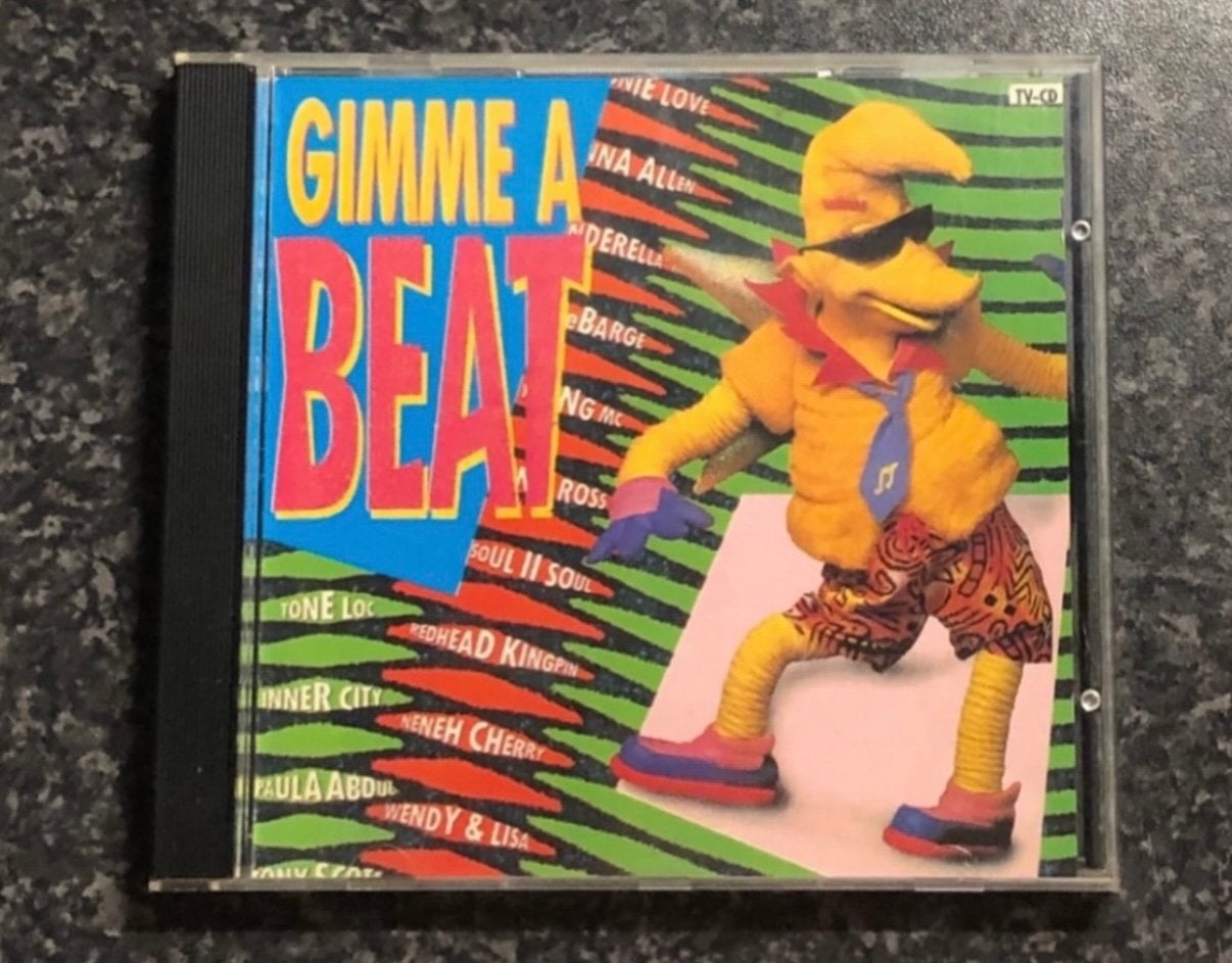 GIMME A BEAT  CD, Ophalen of Verzenden, Zo goed als nieuw, Pop