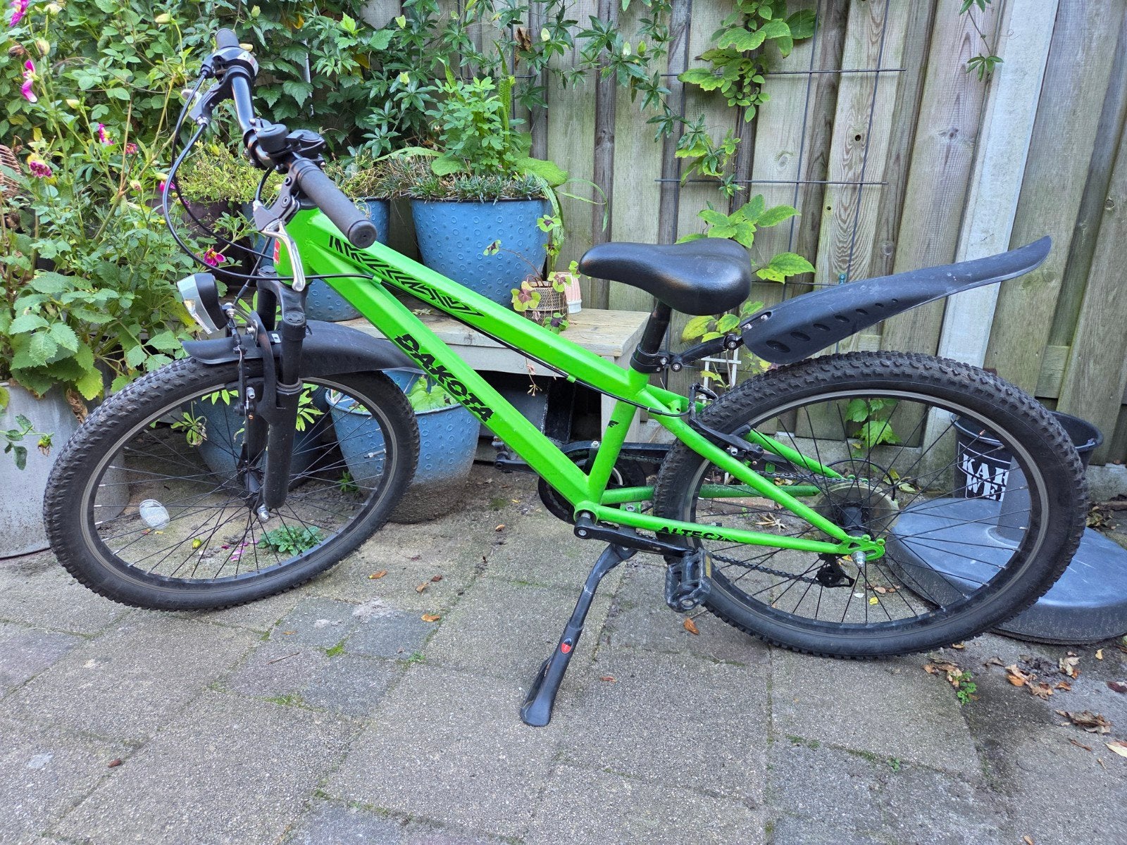 Foto 2 van Dakota Kinderfiets Jongens 24 inch 7v - Stoer & Sportief
