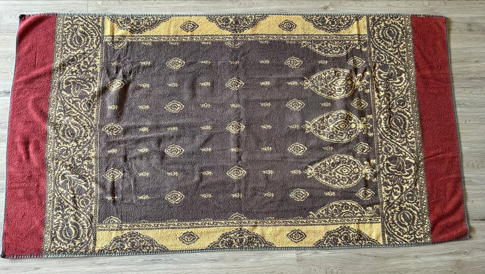 Decoratieve handdoek met Oosters Patroon, Ophalen of Verzenden, Gebruikt, Bruin, Handdoek
