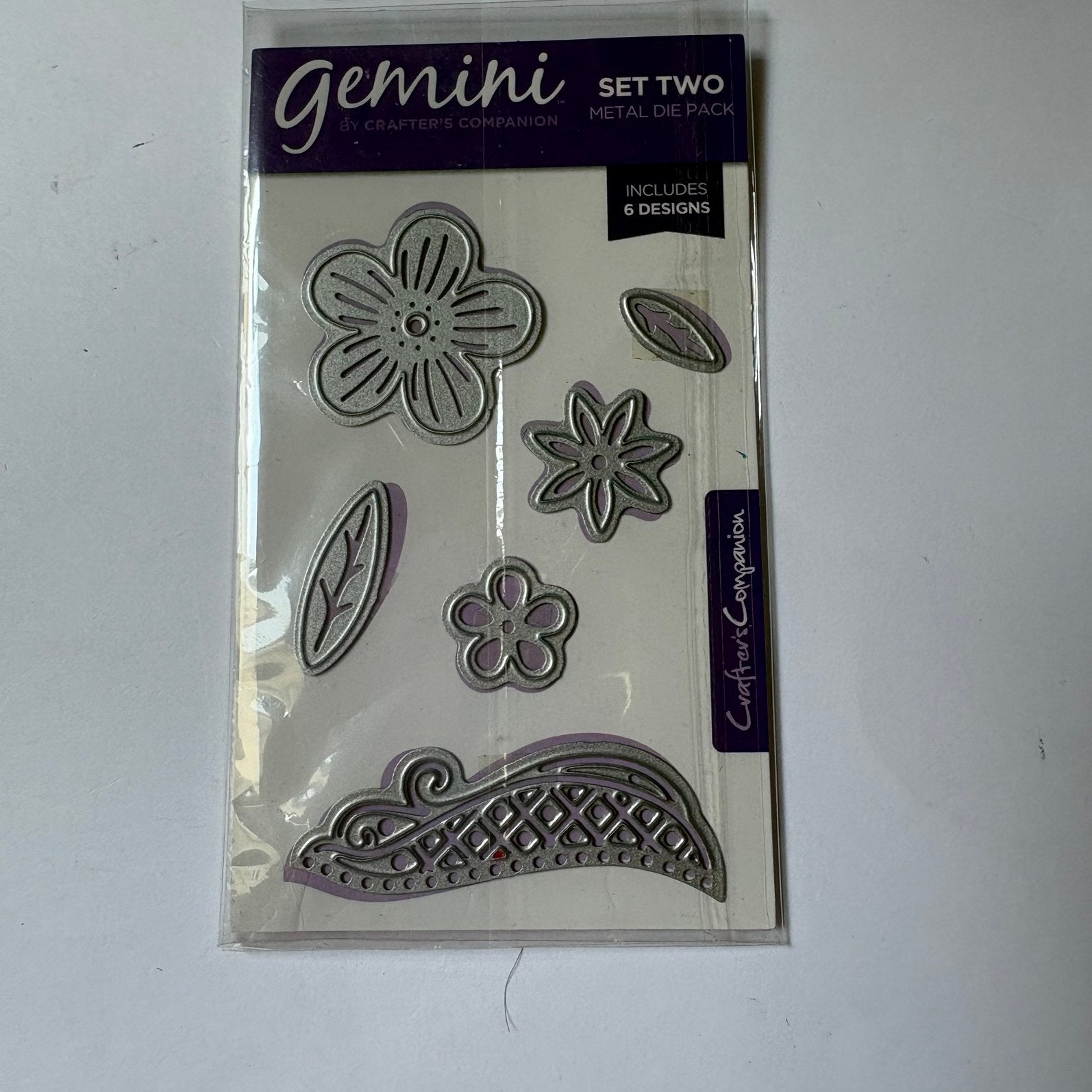 Snijmal gemini bloemen setje nieuw, Hobby en Vrije tijd, Kaarten | Zelf maken, Ophalen of Verzenden, Zo goed als nieuw, Overige thema's