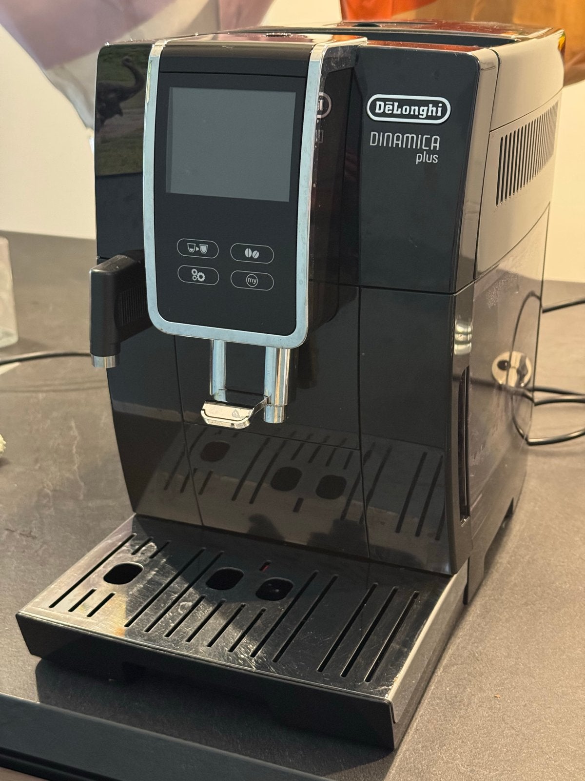 De'Longhi Dinamica Plus volautom. espressomachine, Ophalen, Afneembaar waterreservoir, Gebruikt, Koffiemachine