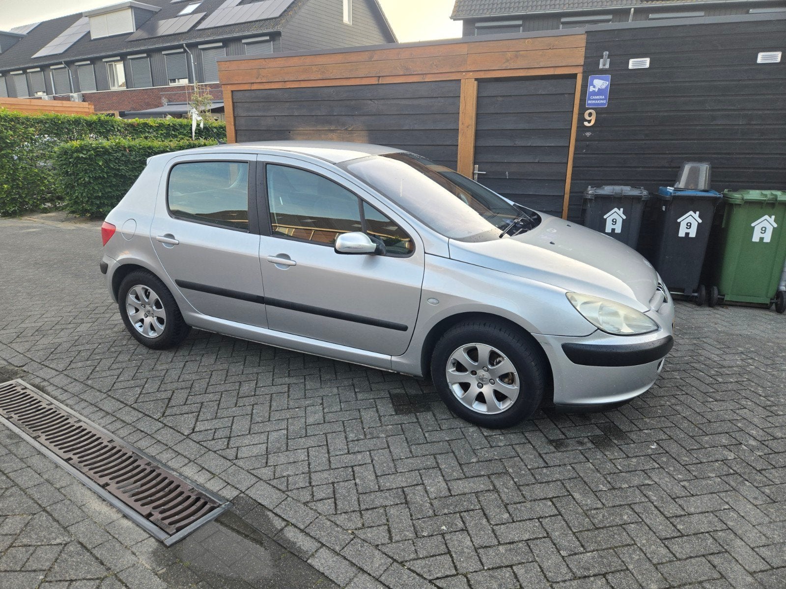 Peugeot 307 1.6 16V 5DRS 2003 Grijs, Auto's, Voorwielaandrijving, Stof, 4 cilinders, 610 kg