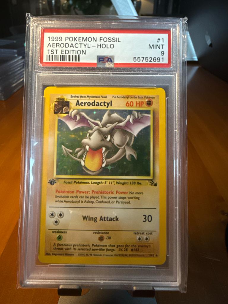 Aerodactyl 1st Edition #1 - Fossil (1999) - PSA 9, Ophalen of Verzenden, Zo goed als nieuw, Losse kaart, Foil