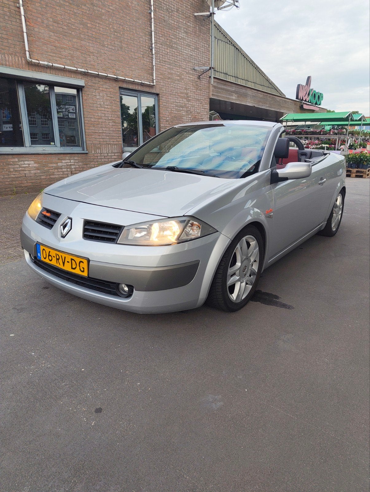 Renault Mégane 2.0 16V 120KW Cabrio Autcom E4 2005 Grijs, 1998 cc, 4 cilinders, Cabriolet, 4 stoelen