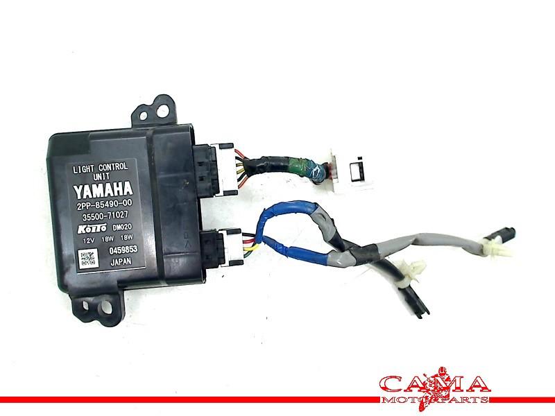 Koplamp Yamaha TRACER 9 GT 2021-2022 (BAP MTT890) 2PP8549000, Yamaha Motor Europe N.V., Gebruikt, Customersupport@yamaha-motor.co.uk