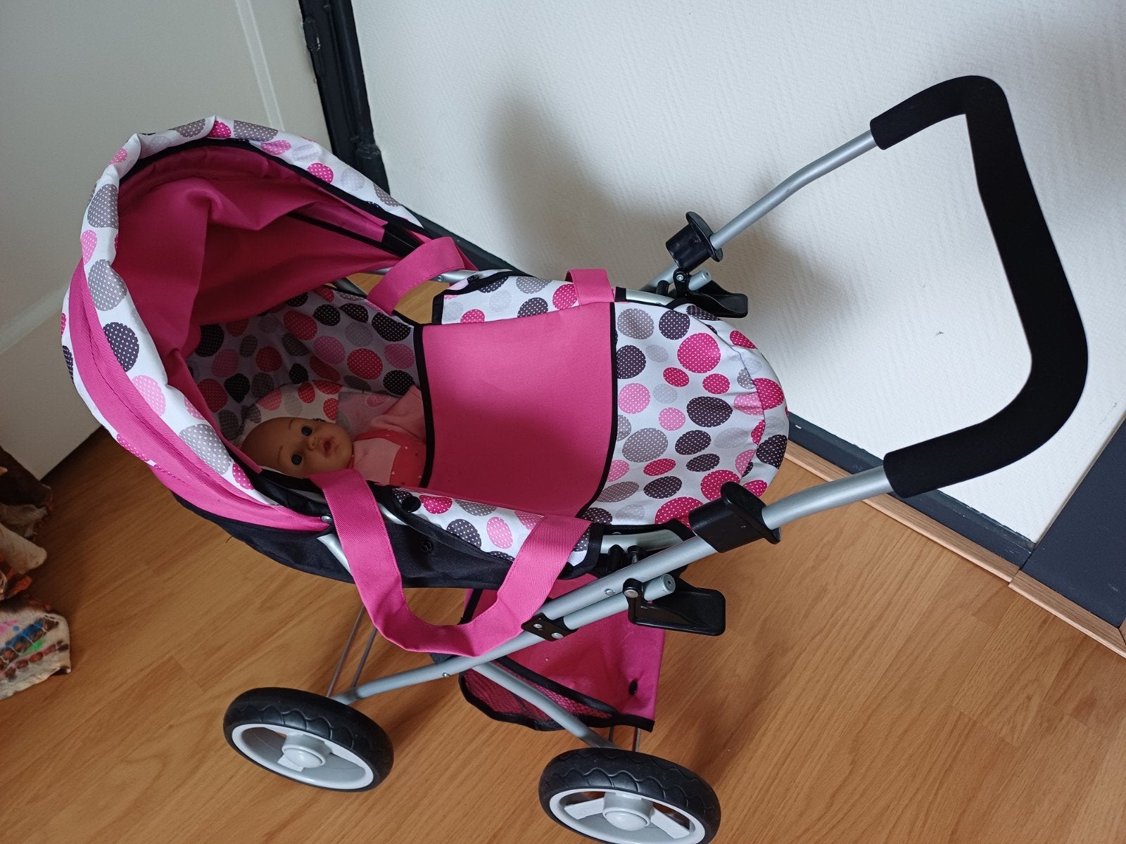 Roze poppenwagen met babypop, Ophalen, Gebruikt, Overige typen