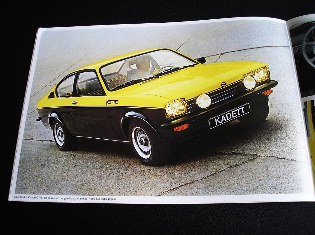 Opel Kadett C, met o.a. sportieve SR en GT/E, maart 1976, Ophalen of Verzenden, Zo goed als nieuw, Opel