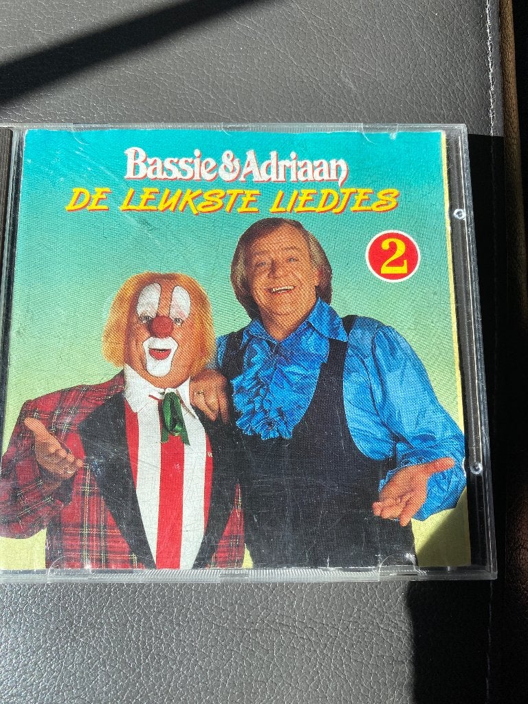 Bassie & Adriaan - De Leukste Liedjes 2 CD, Cd's en Dvd's, Cd's | Kinderen en Jeugd, 6 tot 9 jaar, Ophalen of Verzenden, Zo goed als nieuw