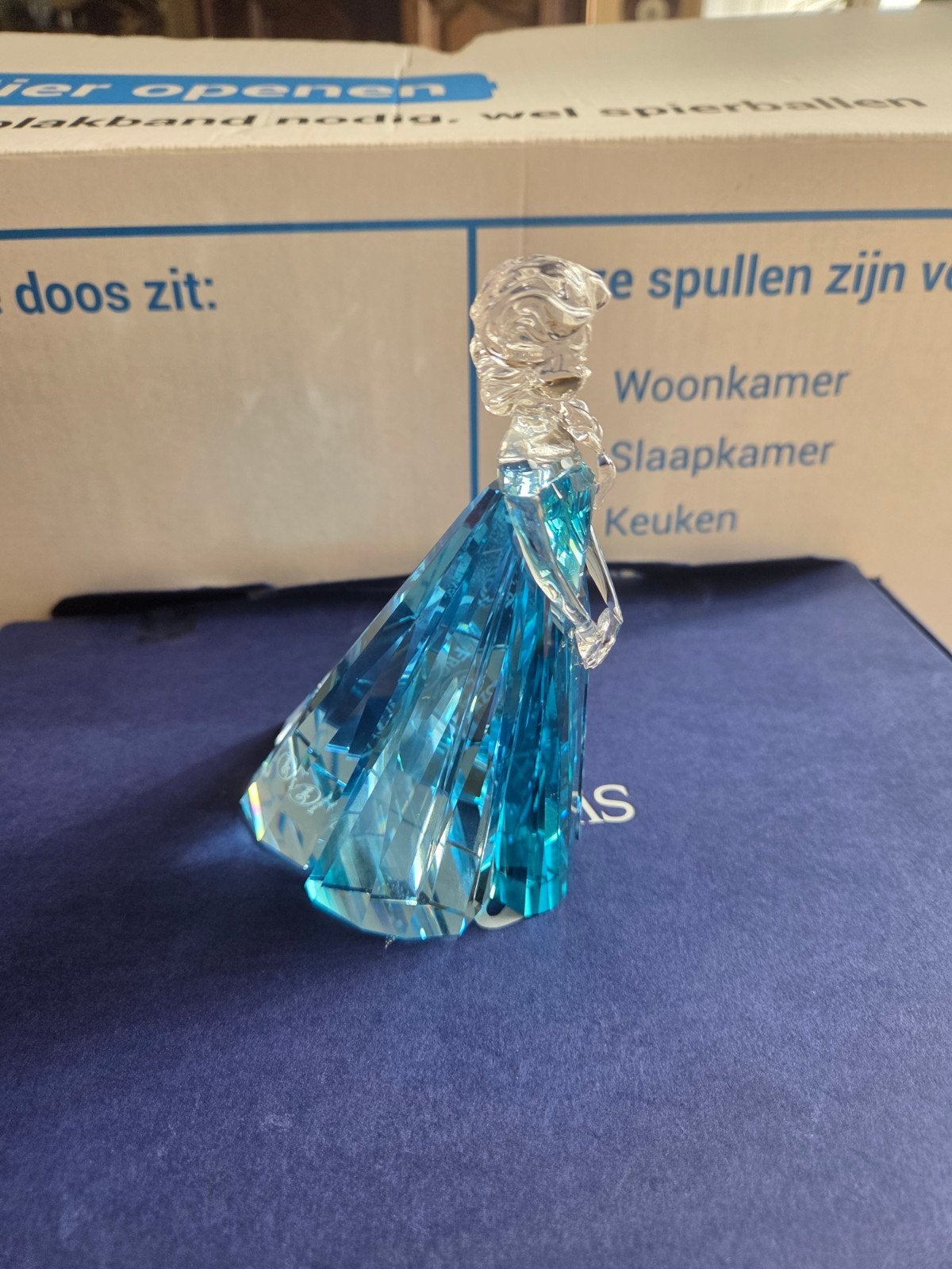 Swarovski Disney Frozen Elsa beeldje (zonder doos), Verzamelen, Ophalen of Verzenden, Zo goed als nieuw