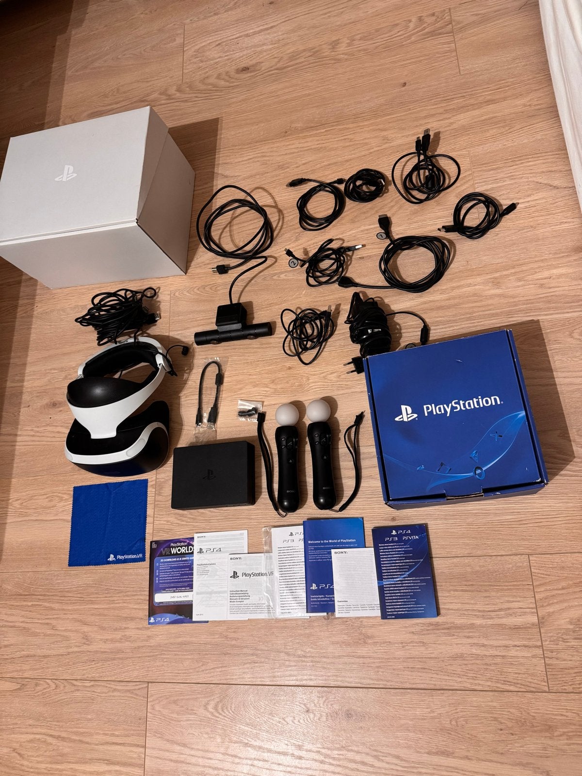 Complete PlayStation VR Set PS4-Incl Controllers, Camera, Spelcomputers en Games, Virtual Reality, Ophalen, Zo goed als nieuw