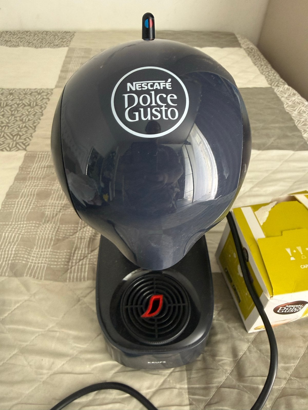 Nescafé Dolce Gusto Krups koffiezetapparaat, Koffiepads en cups, Gebruikt, Koffiemachine, Ophalen of Verzenden