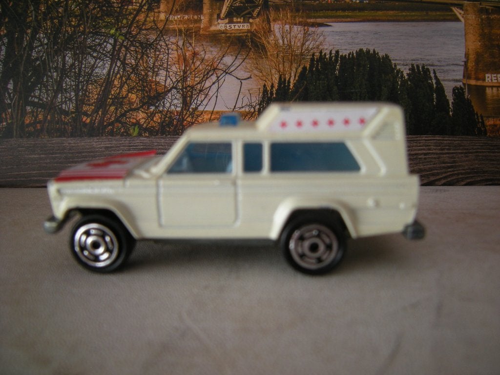 oude majorette ambulance, Ophalen of Verzenden, Zo goed als nieuw, Auto