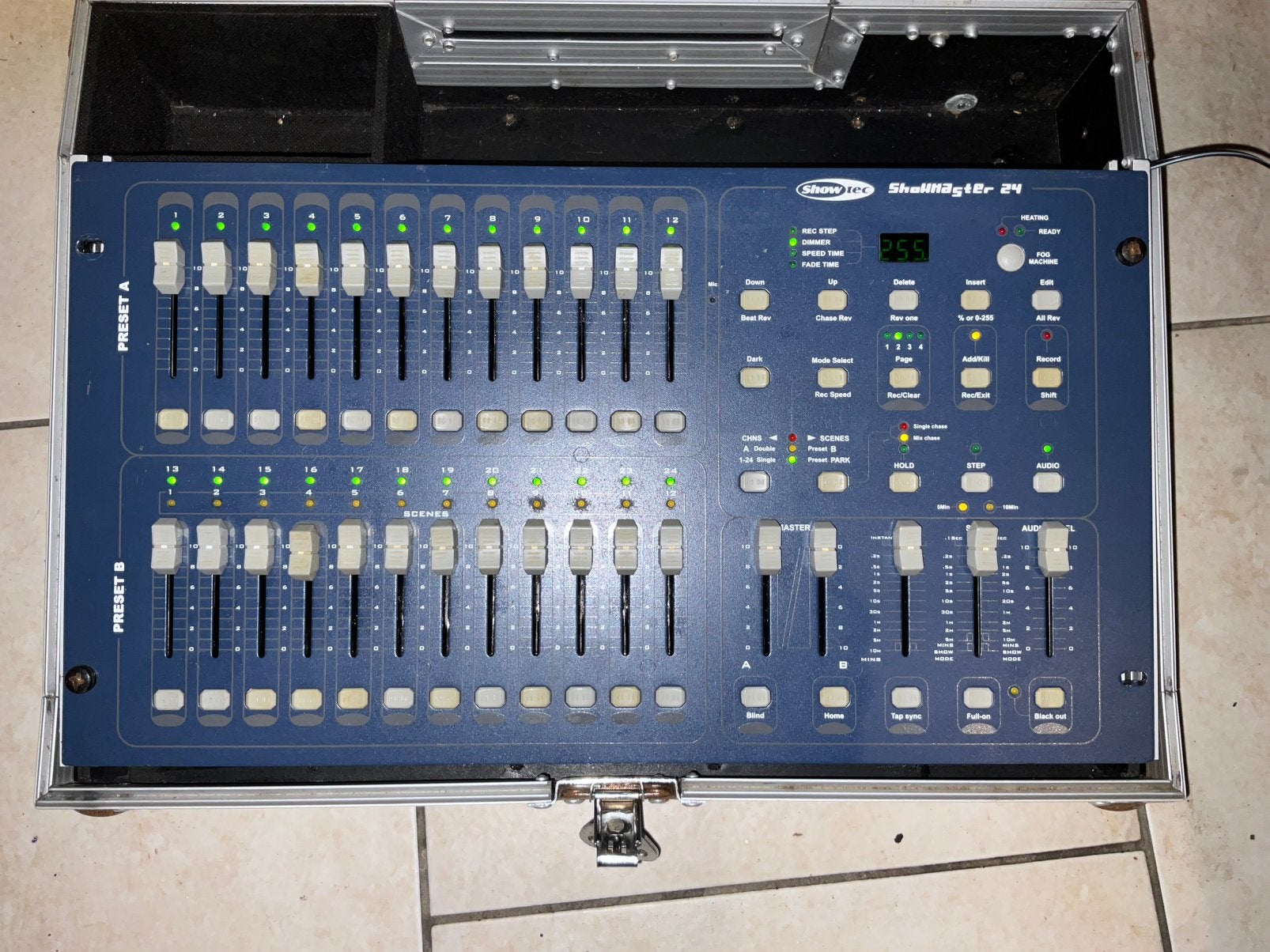 Showtec showmaster 24 dmx controller, Ophalen, Gebruikt, Licht