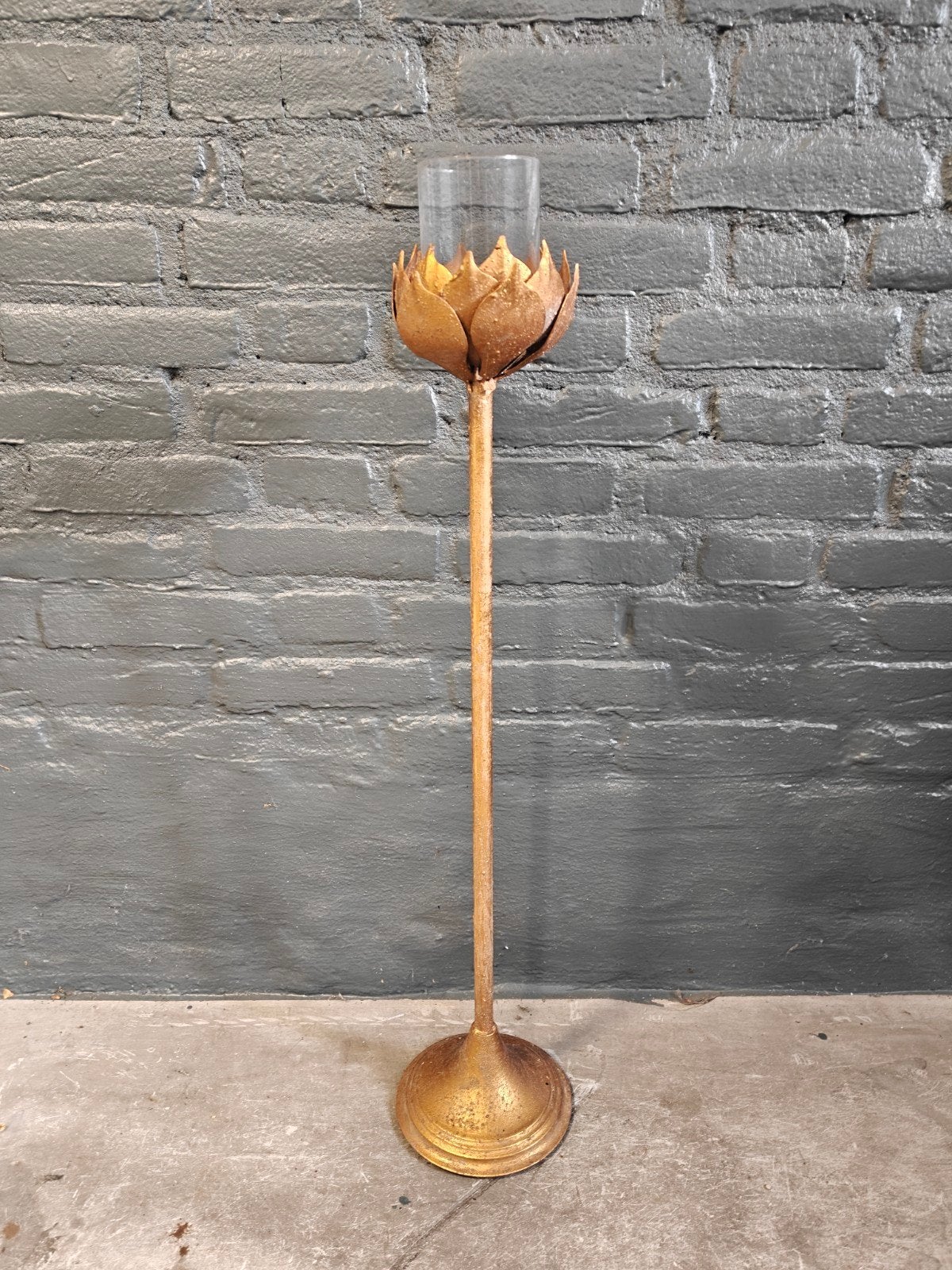 Gouden Lotus Theelichthouder met Glazen Windlicht - 80 cm, Ophalen, Windlicht, Nieuw, Metaal