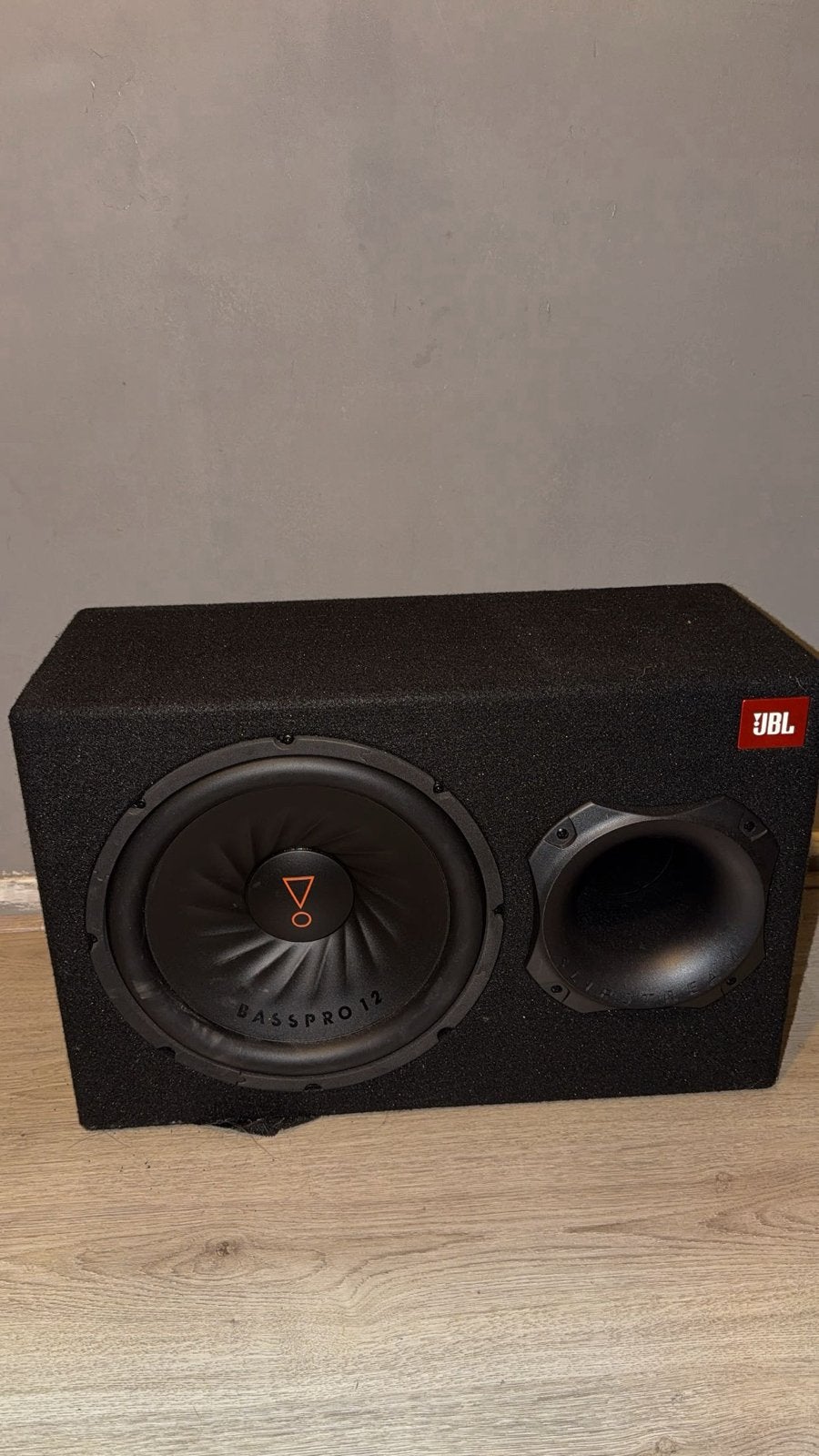 JBL BassPro 12 Subwoofer met bedrading, Ophalen, Zo goed als nieuw