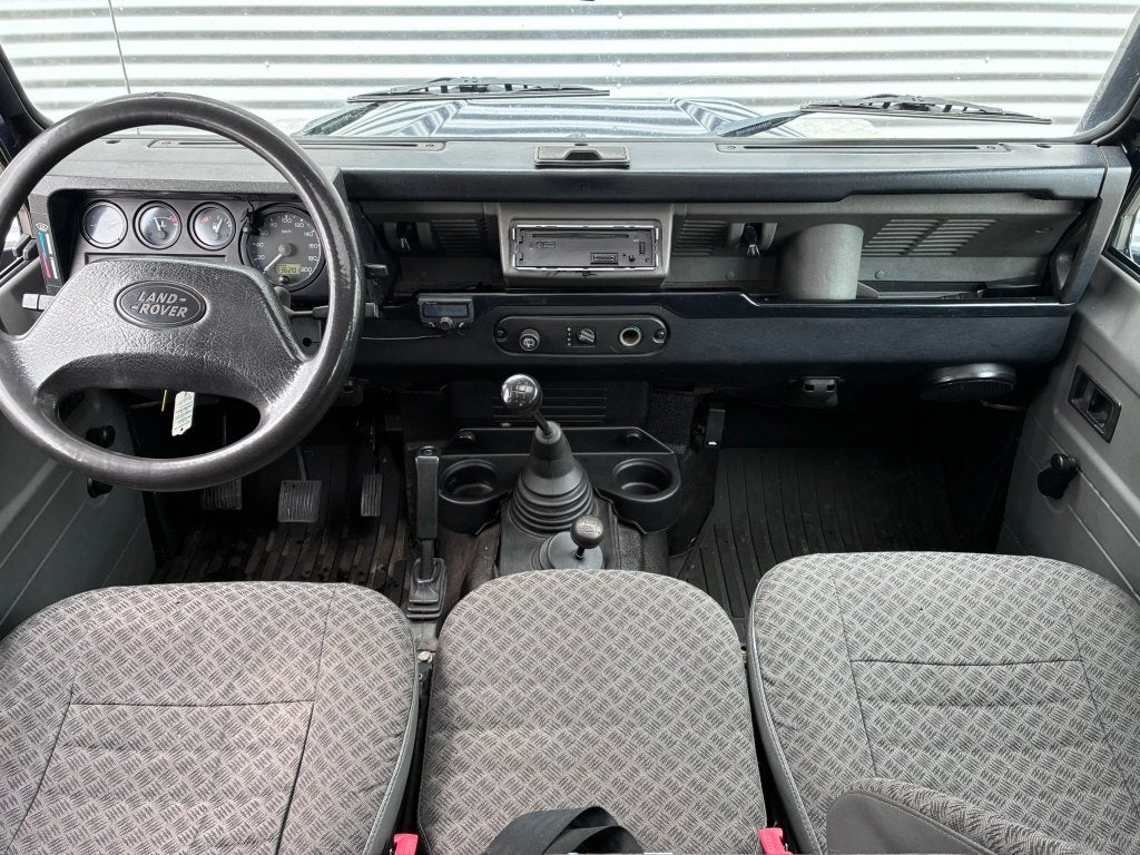 Land Rover Defender 90 Td5 County Hard Top/ Youngtimer, foto 8