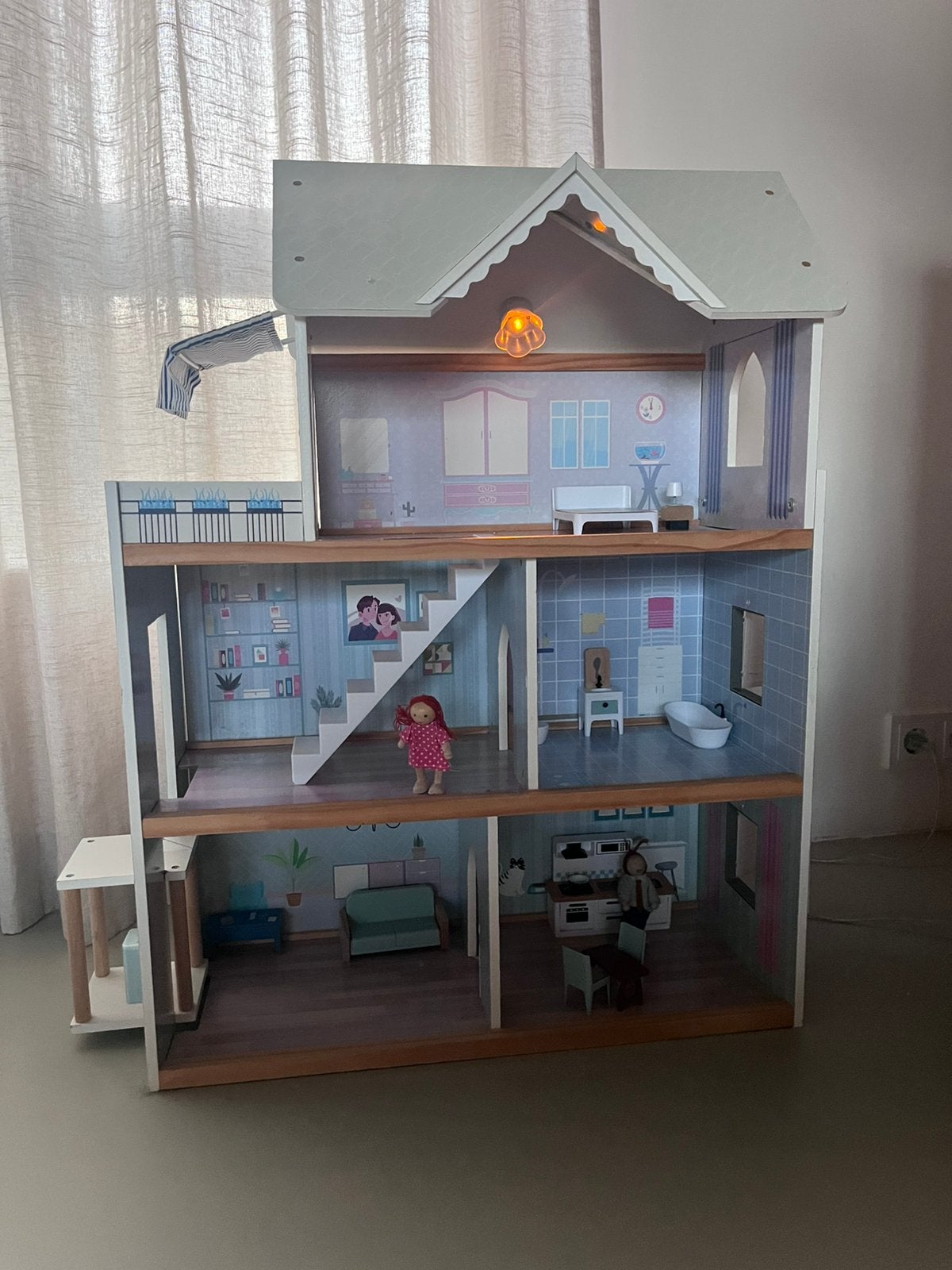 Poppenhuis met meubeltjes, Ophalen, Gebruikt, Poppenhuis