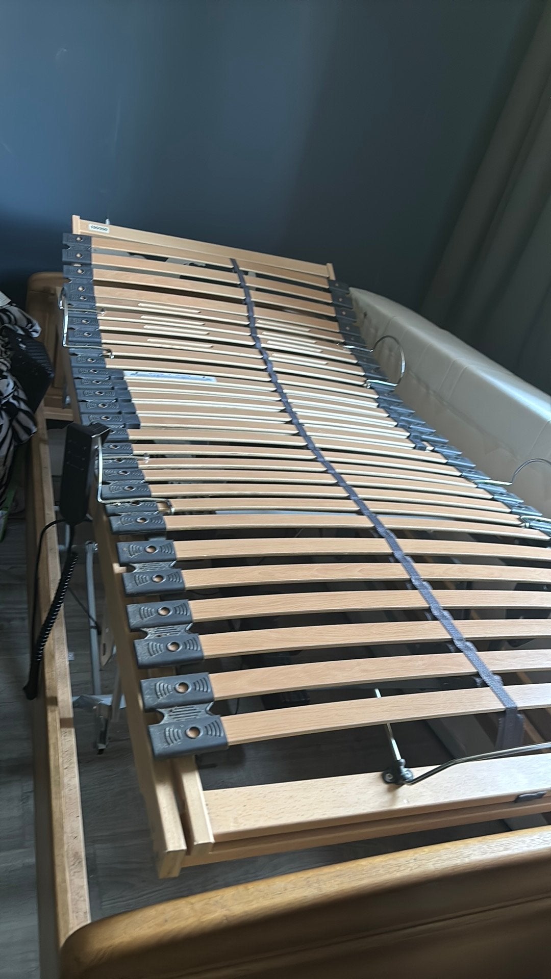 Bed bieden, Ophalen, Zo goed als nieuw, Eenpersoons, 90 cm