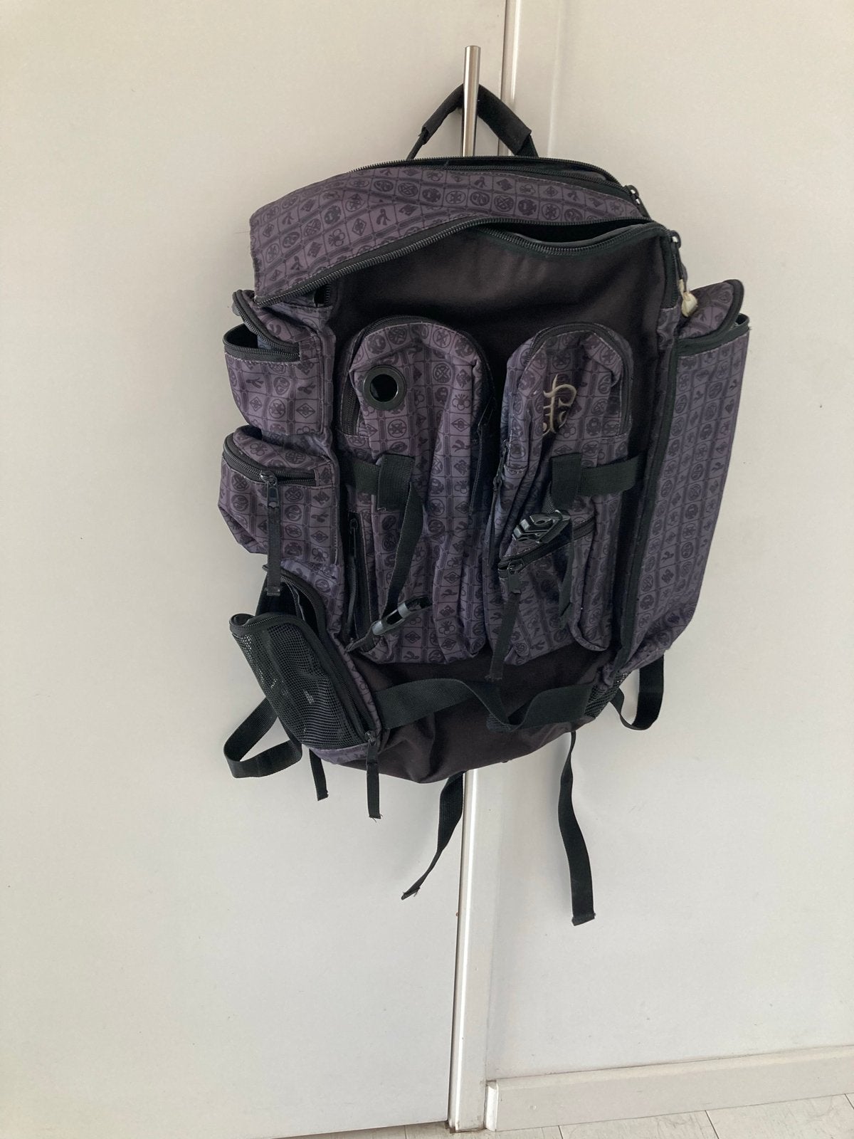 Burton snowboard backpack Grote paarse rugzak, Gebruikt, 25 tot 40 cm, Ophalen, Overige merken