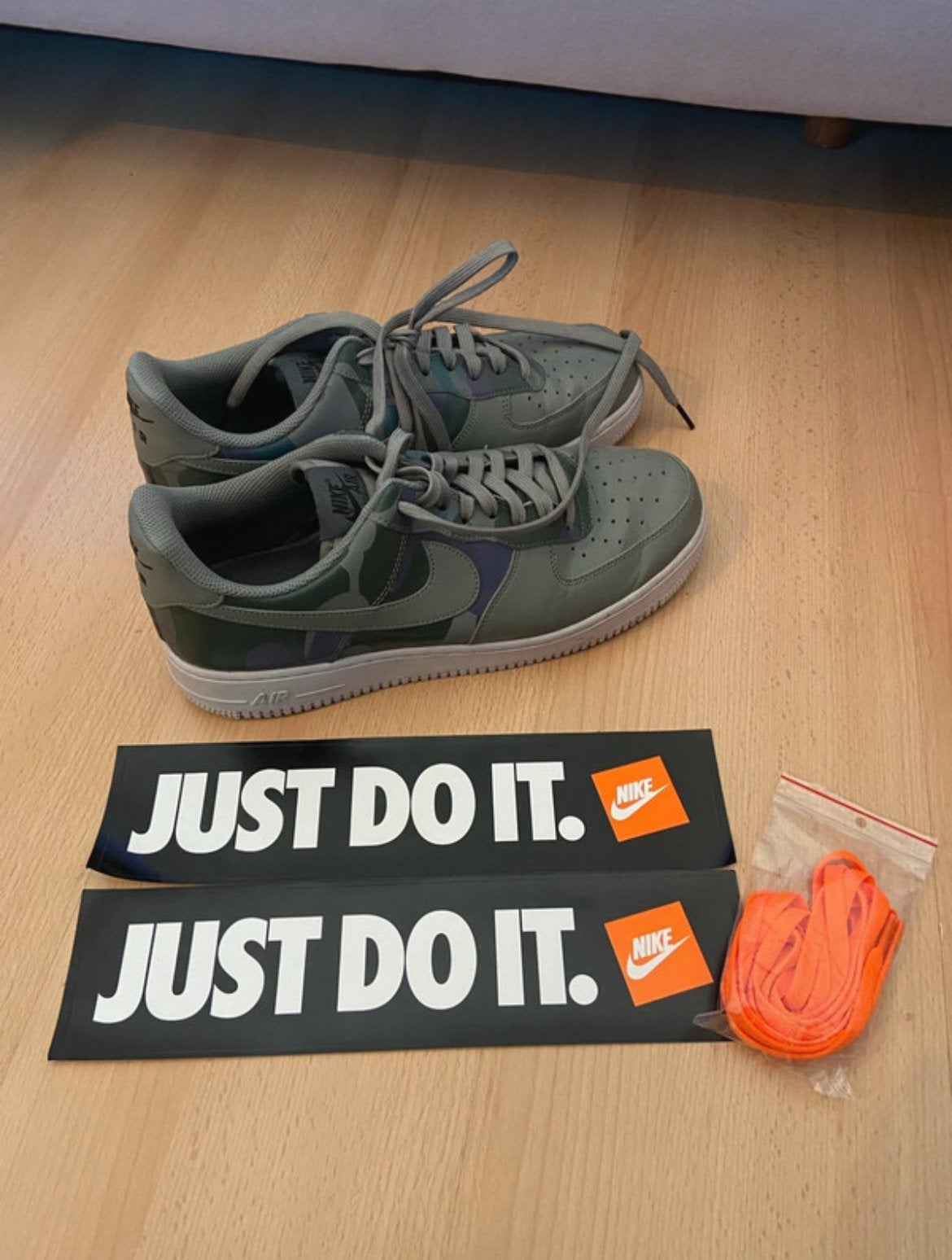 Nike Air Force 1 Low Camo - Maat 44,5, Ophalen of Verzenden, Zo goed als nieuw, Overige kleuren, Sneakers of Gympen