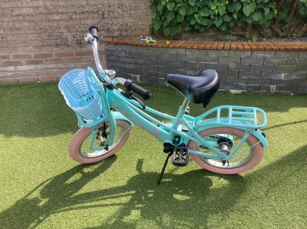 Lola kinderfiets 12 inch, Ophalen, Zo goed als nieuw, Minder dan 16 inch